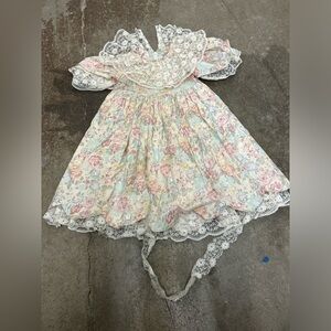 Vintage Floral Lace Dress with lace girl christmas photo
